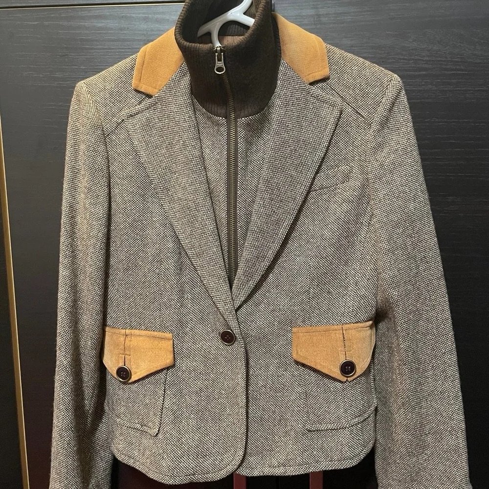 BCBGMaxAzria Tweed Wool Blazer w Elbow Patches